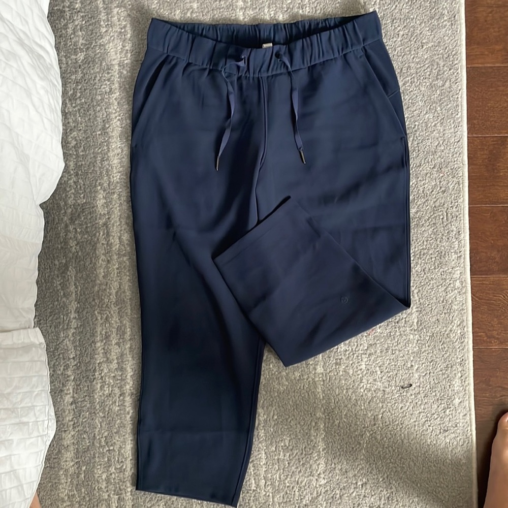 Lululemon crop pants